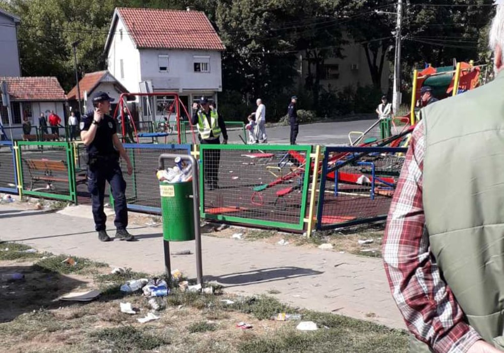 Jezive Fotografije Sa Mesta Nesre E U Zemunu Gradskim Autobusom Uleteo