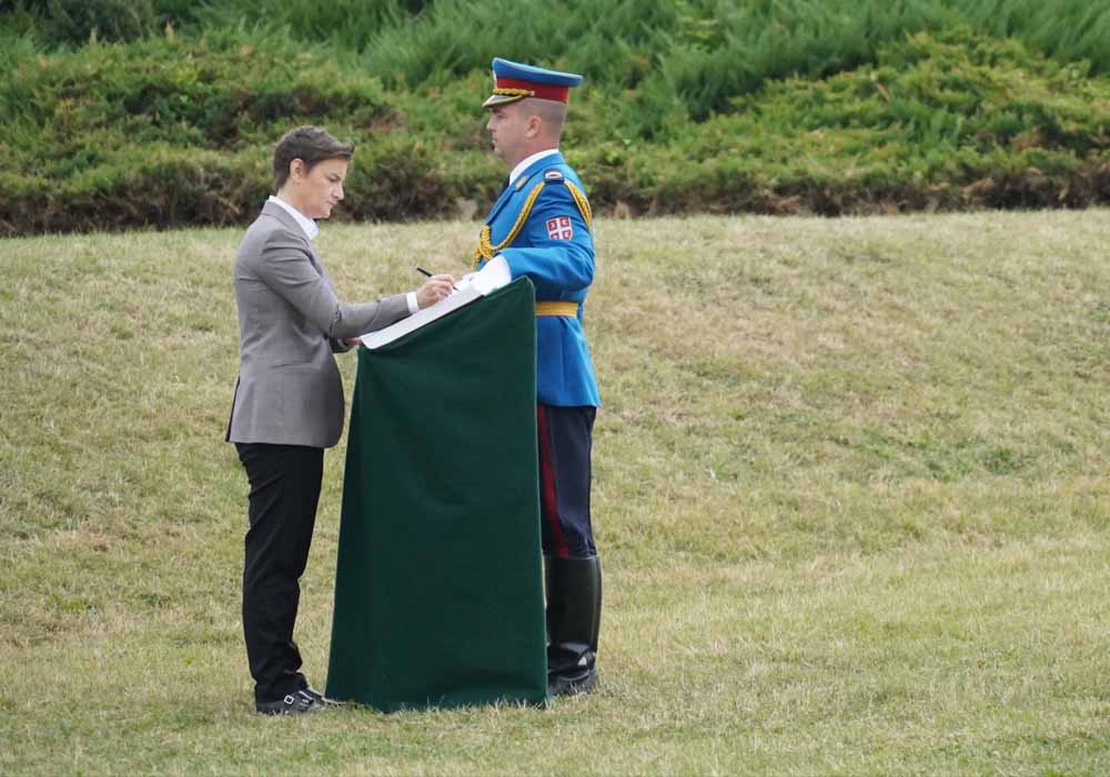 VLADA DONELA ODLUKU Brnabić Spomen park Jajinci pod upravom Muzeja