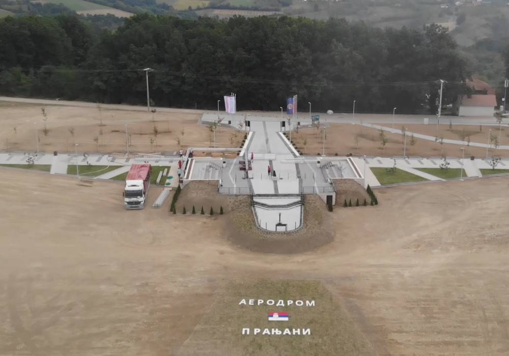 jesu li psi dopušteni na zelenom aerodromu u providenceu