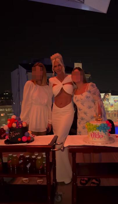 Jelena Karleuša, Nika Tošić, Atina Tošić