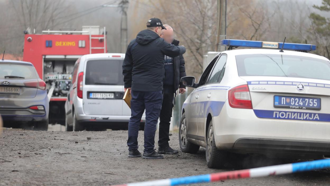 "Čula sam nešto, izašla i videla plamen" SD na licu mesta ispred staračkog doma u Barajevu u kom je nastradalo osam lica (VIDEO)