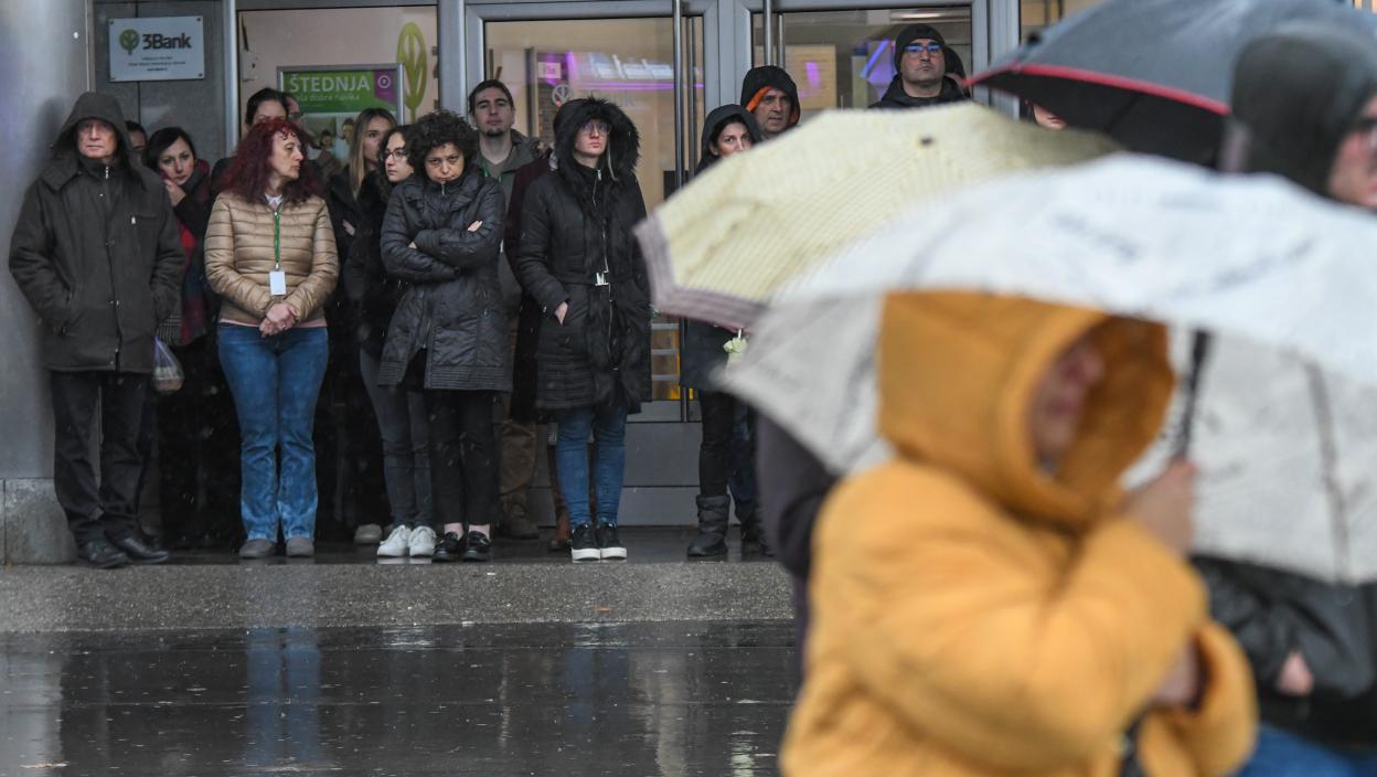 Užasne pretnje učenika Ekonomsle škole u Bečeju, poziva na linč đaka i profesora koji neće da podrže blokade