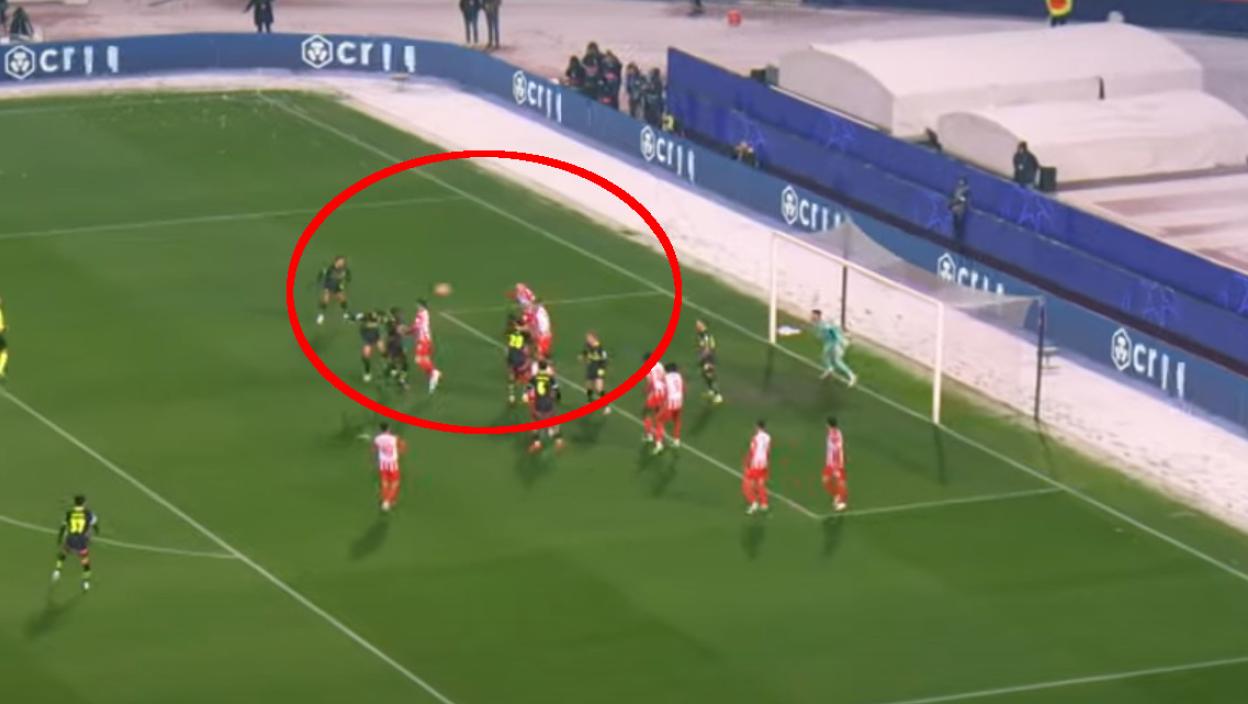 PSV VODI: De Jong za 7 minuta DVA GOLA, velika greška odbrane Zvezde (VIDEO)