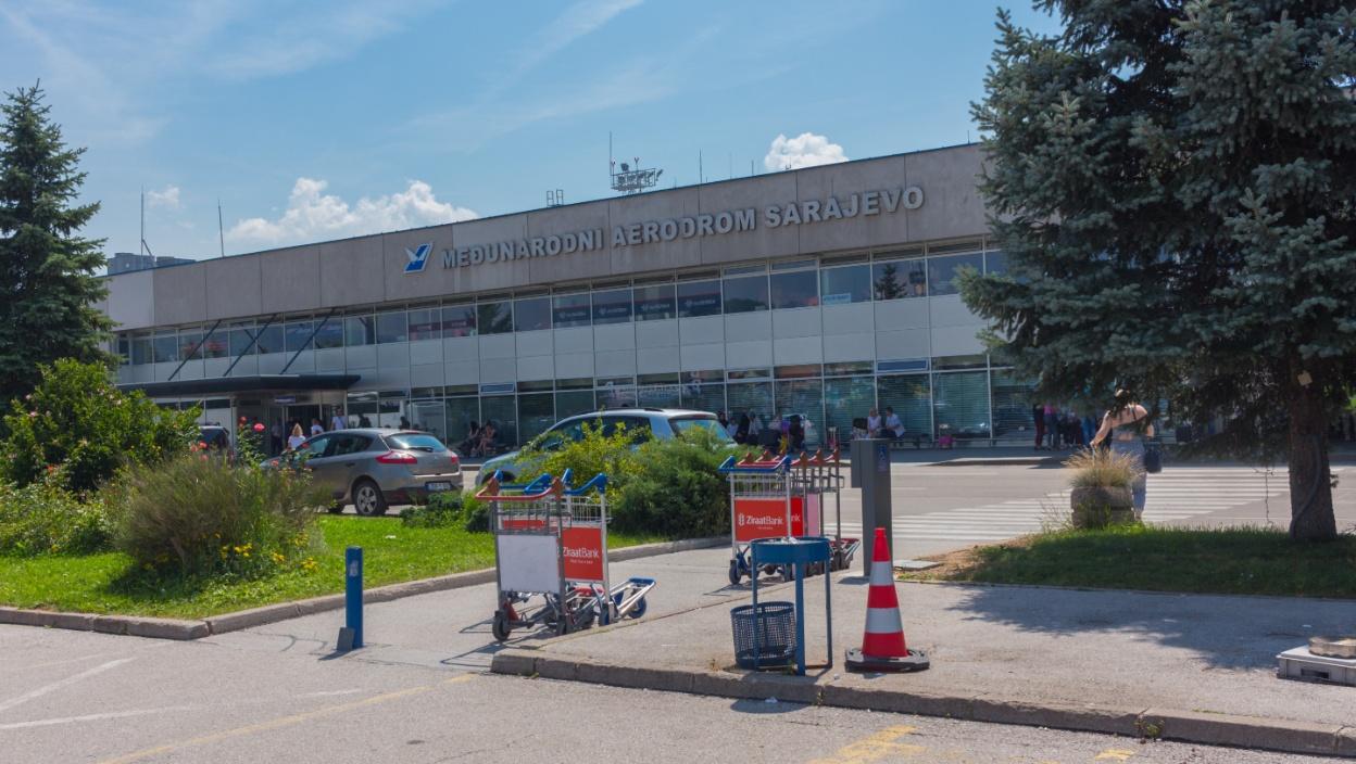 Evakuisan aerodrom u Sarajevu! Primetili su sumnjivu stvar, policija brzo reagovala