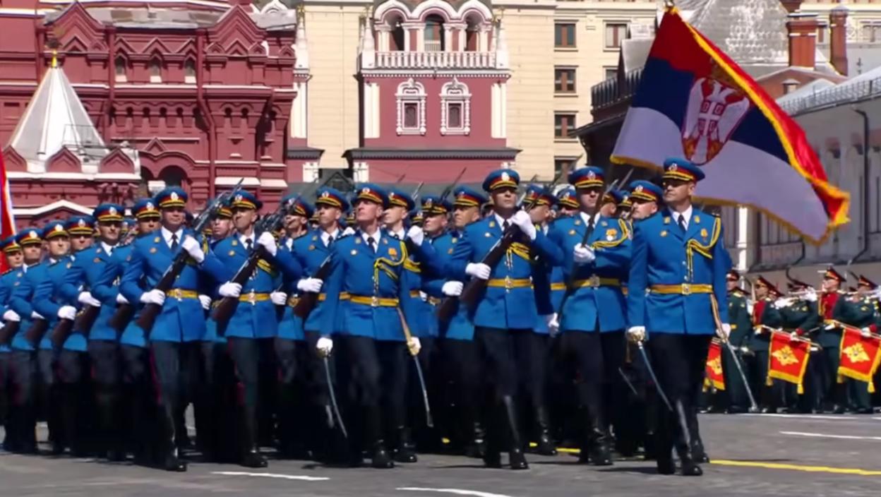 Počasna garda na paradi u Moskvi: Srbija deo tradicionalnog obeležavanja 9. maja